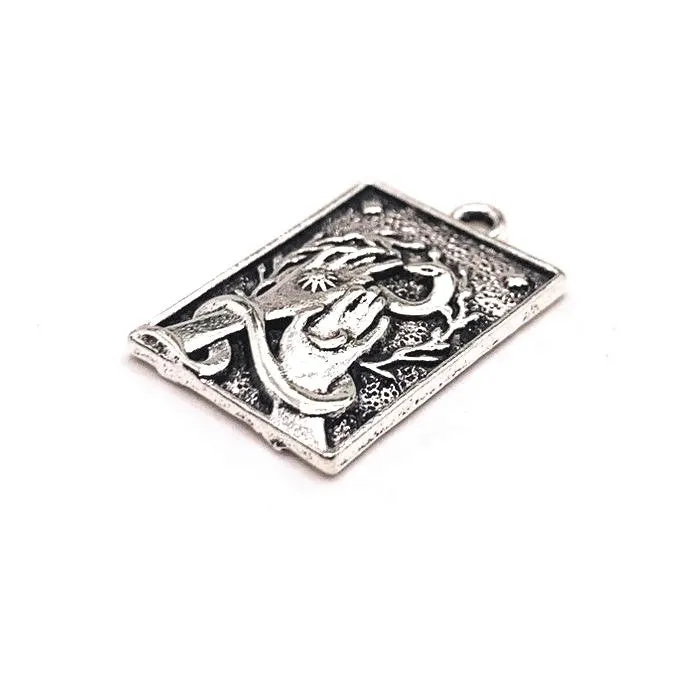 1, 4, 20 or 50 Pieces: Antique Silver Witchy Hecate Pendant
