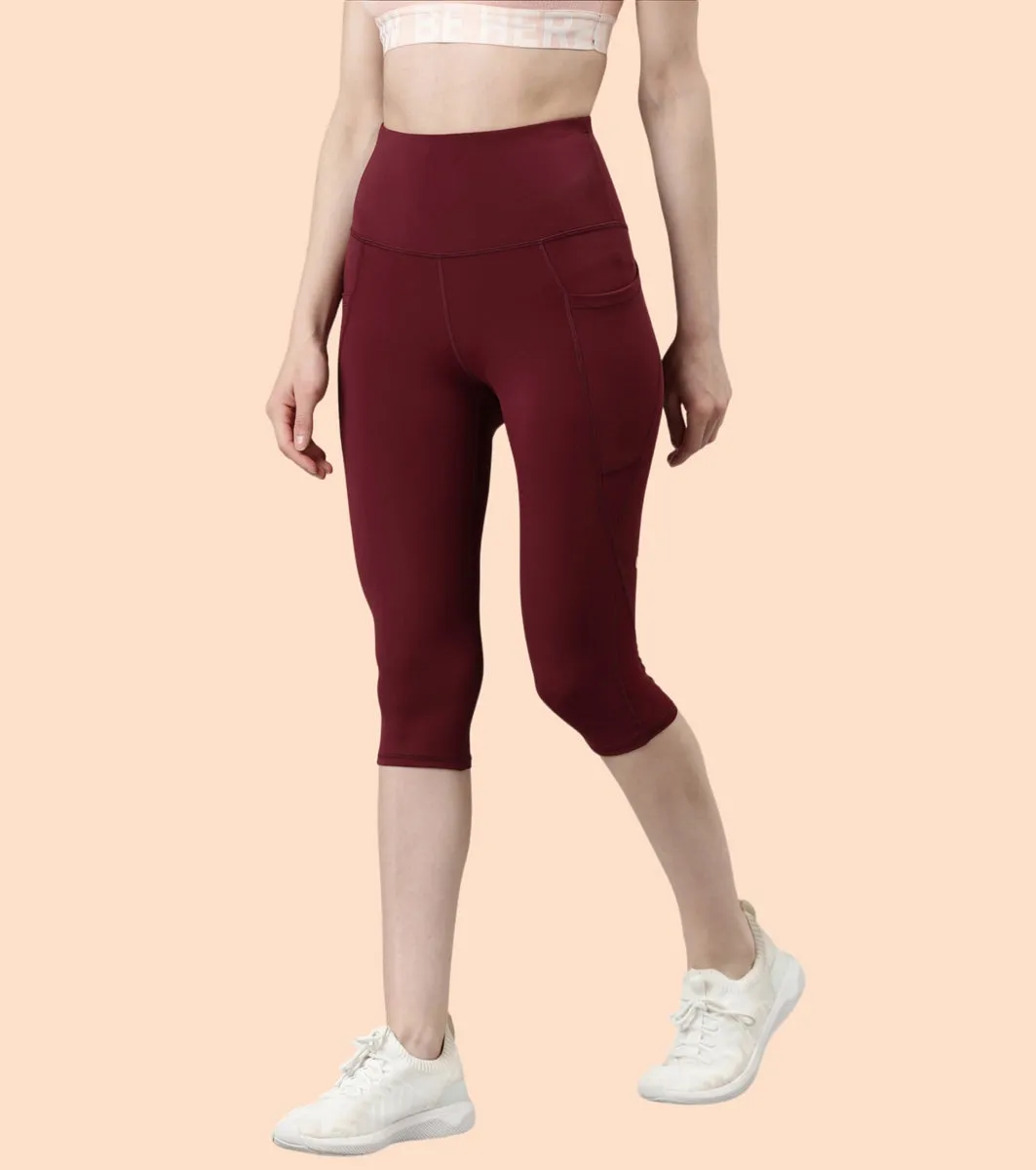 Active Capri Legging| Dry Fit Active Capri Legging With Reflective Graphic
