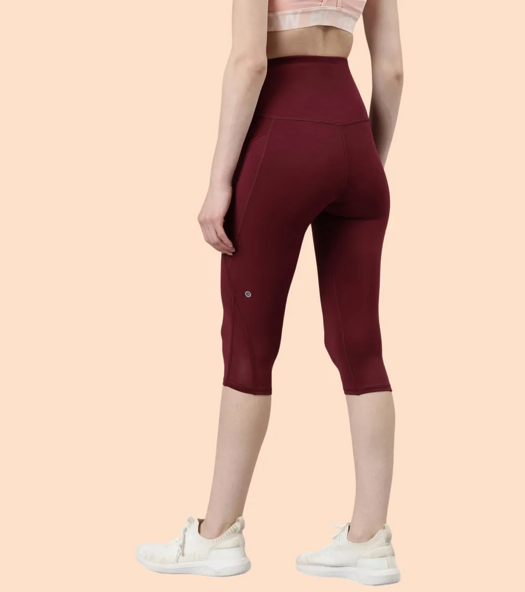 Active Capri Legging| Dry Fit Active Capri Legging With Reflective Graphic