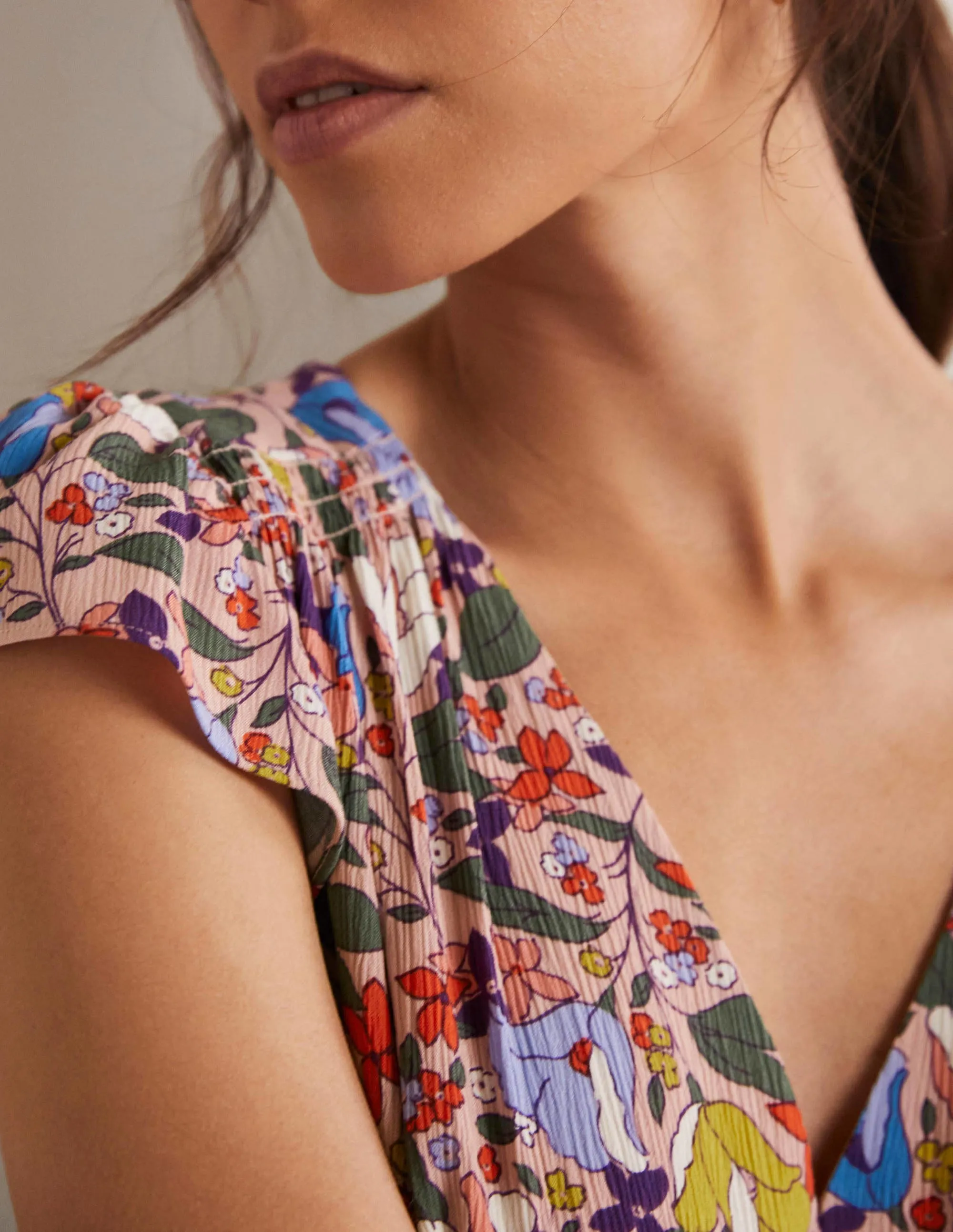 Grace Flutter Sleeve Dress-Milkshake, Tulip Terrace