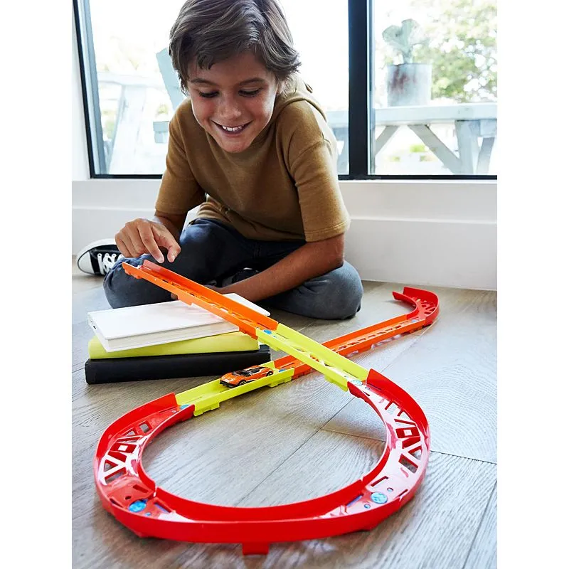 Hot Wheels Premium Curve Pack