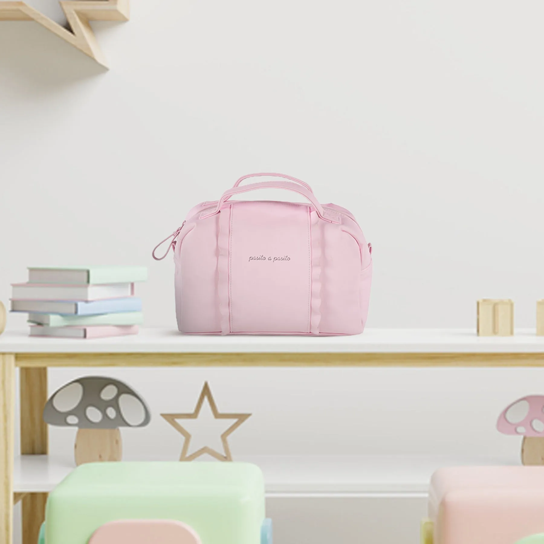 Pasito a Pasito Nido Flounce Pink Travel Essentials Case