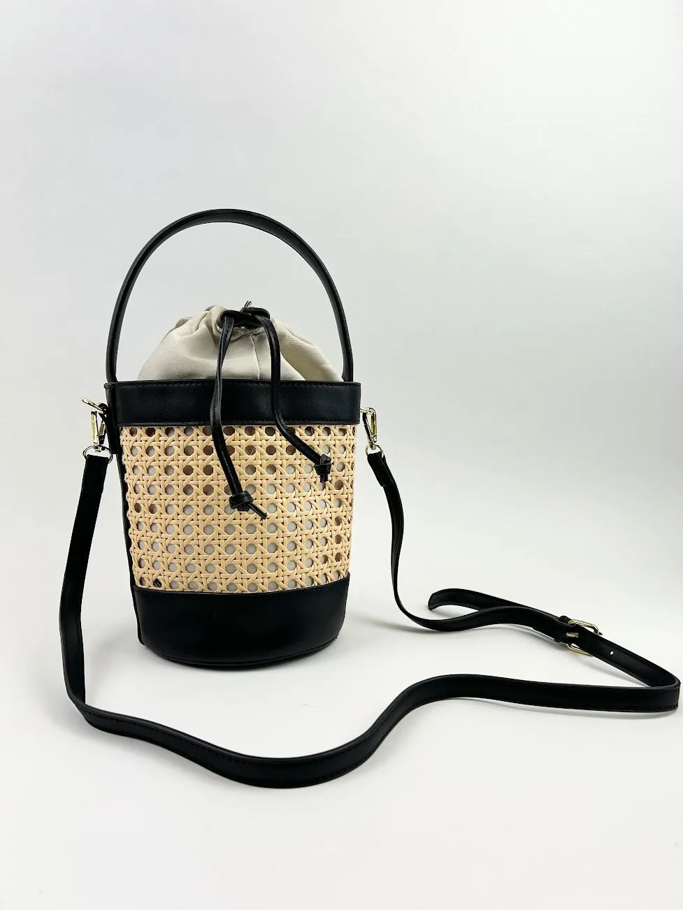 St Thomas Bucket Bag - Black