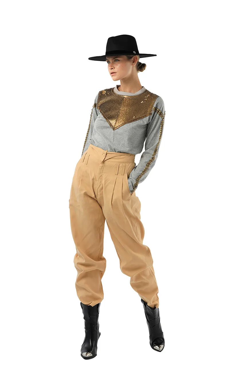 TOWN SWEATER AND NILO BELT